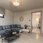 Villa Golden With Private Pool Vivlos