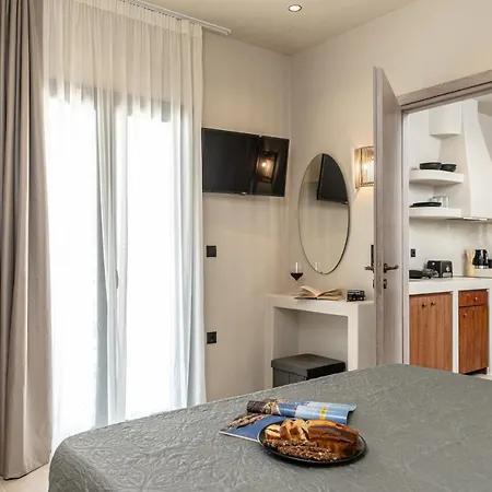 Golden With Private Pool * Vívlosz