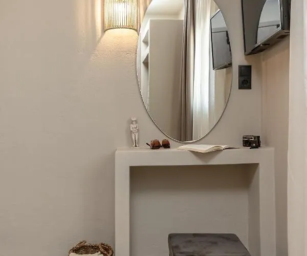 Villa Golden With Private Pool Vivlos