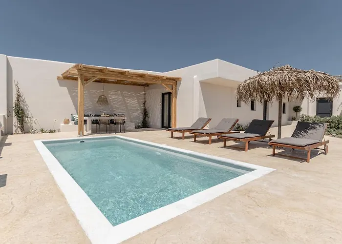 Villa Golden With Private Pool Vivlos