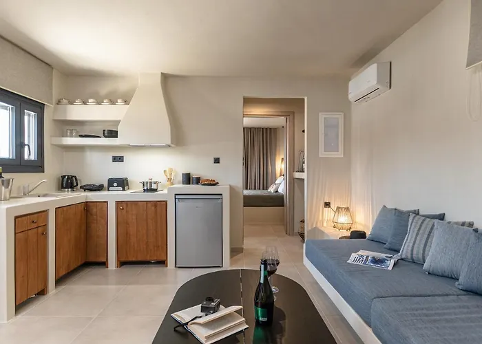 Golden With Private Pool *