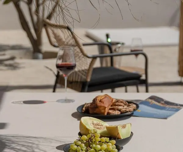 Golden With Private Pool *