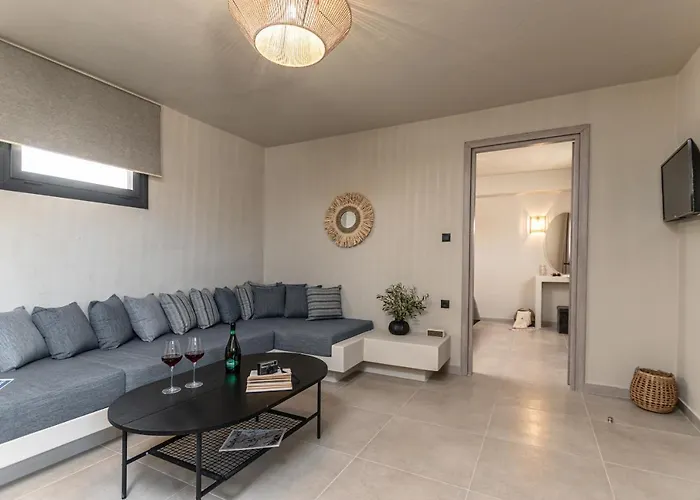 Villa Golden With Private Pool Vivlos