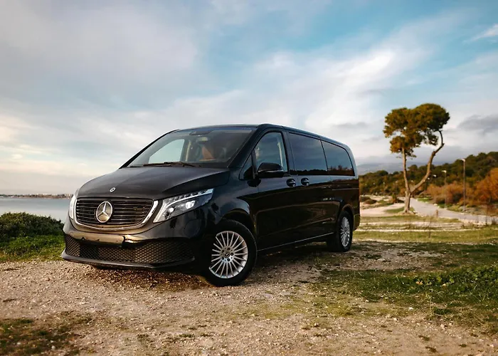 Golden With Private Pool *