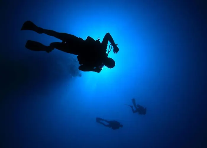 Golden With Private Pool 别墅