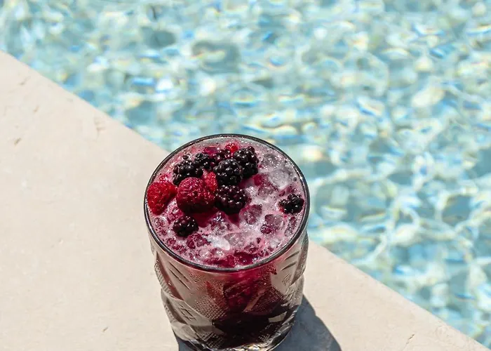 Golden With Private Pool *